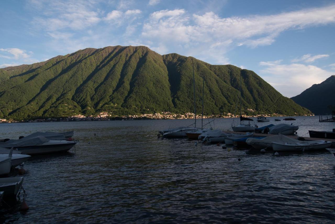 Mansarda I Cipressi Lenno Exterior foto